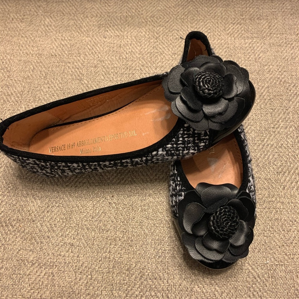 Girls Versace flat (size 12)